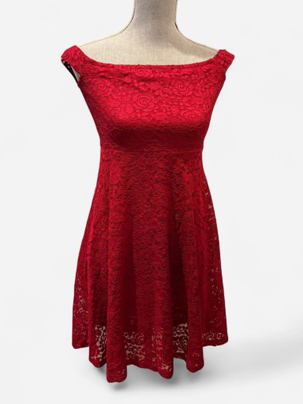 Meaneor Red Lace Dress, NWT, Size S
